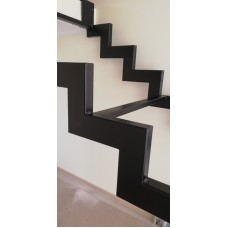 Varieties of the metal staircase frame: monocosaur, bowstring, spiral staircase or cantilever staircase. What type of stair frame is the most practical.
